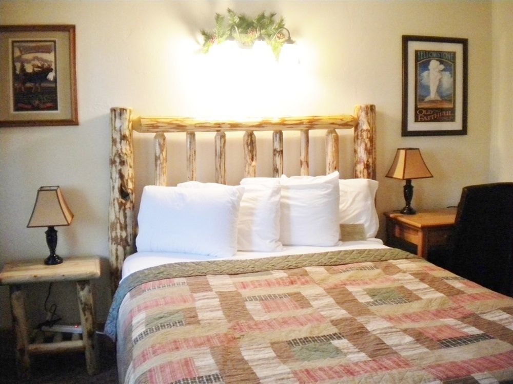 Moose Creek Inn West Yellowstone Ngoại thất bức ảnh
