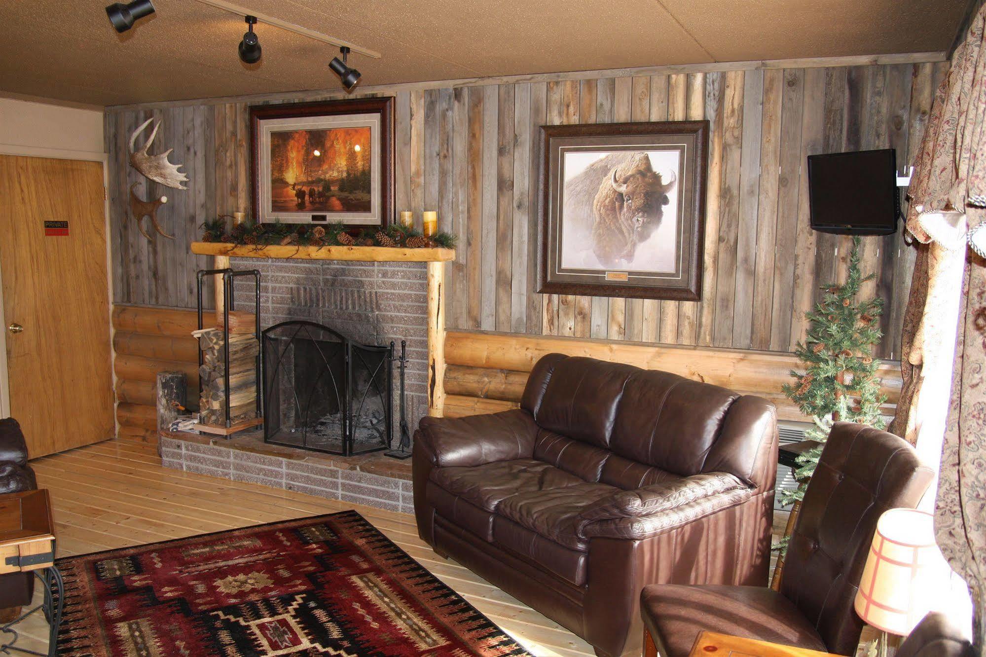 Moose Creek Inn West Yellowstone Ngoại thất bức ảnh
