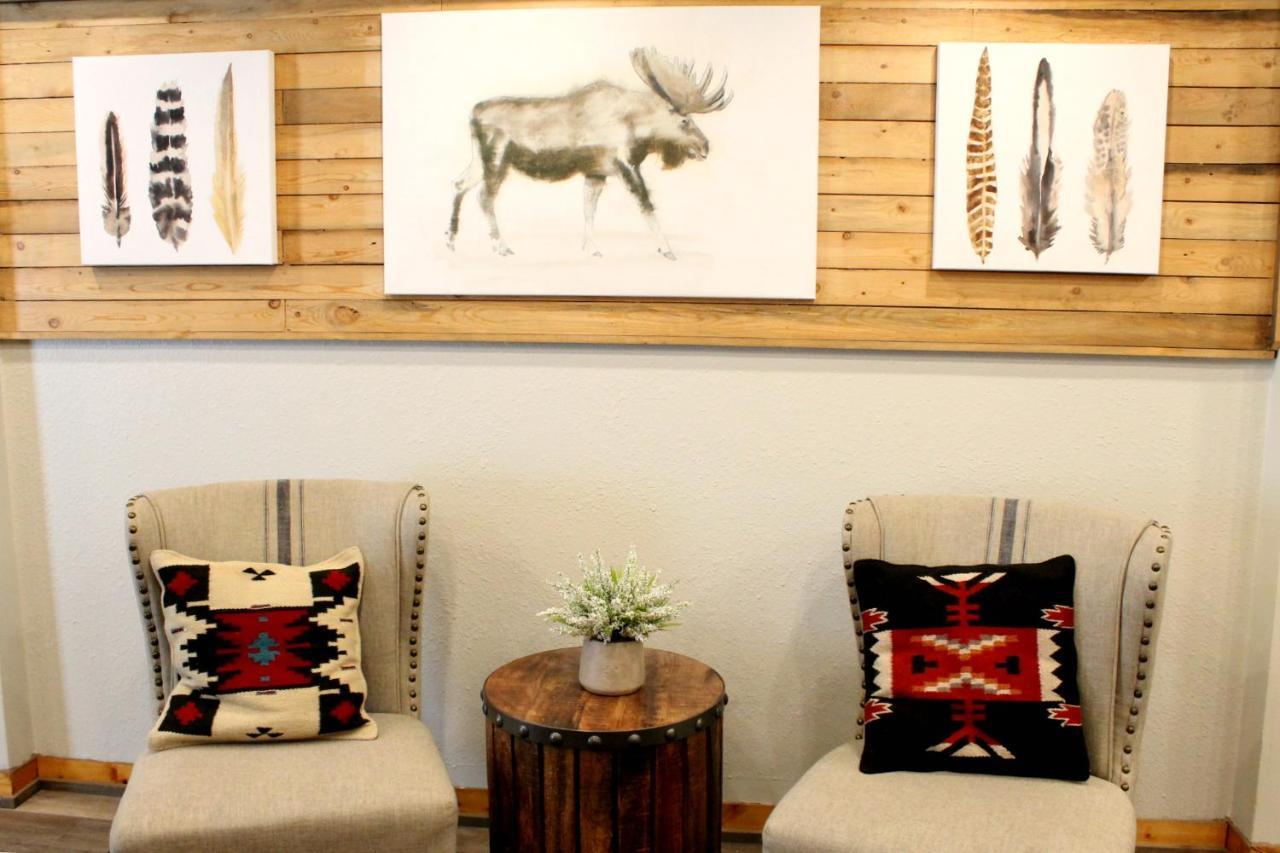 Moose Creek Inn West Yellowstone Ngoại thất bức ảnh